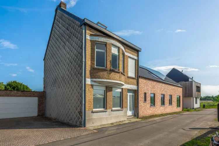 Deels nieuwbouw en deels te renoveren woning in Sint-Katelijne-Waver