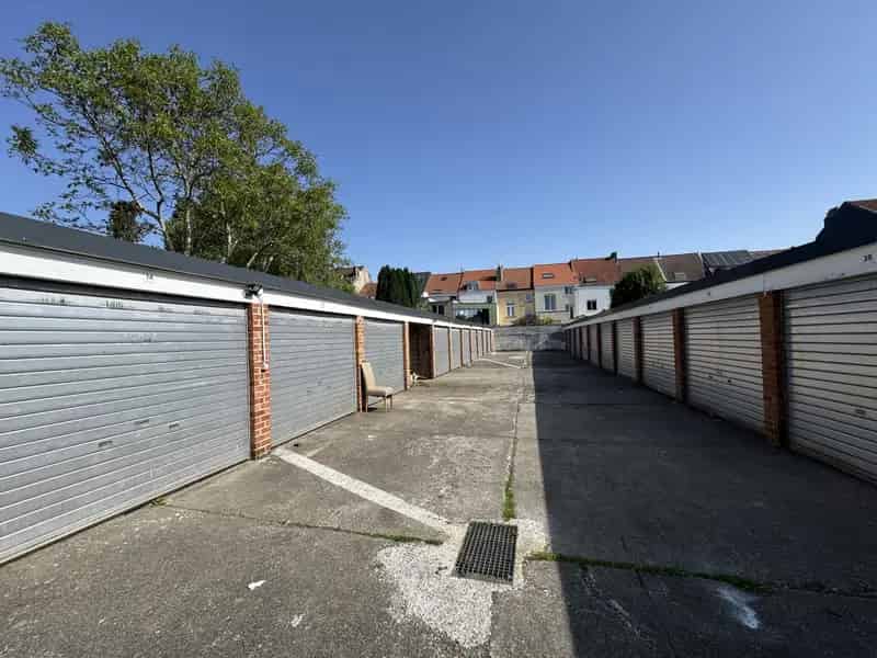 36 Garages te Huur Anderlecht Vernieuwd