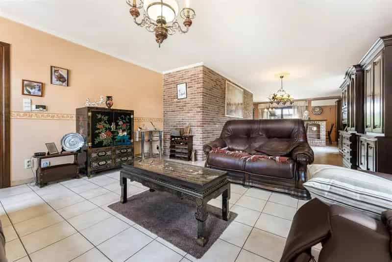 Zeer Ruime Woning 380m² 4 Slaapkamers Beverlo