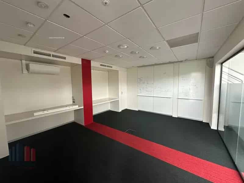 Kantoorruimte te huur Ieper 400m² A19