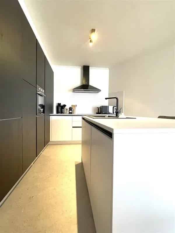 Appartement te koop Zele gerenoveerd met staanplaats