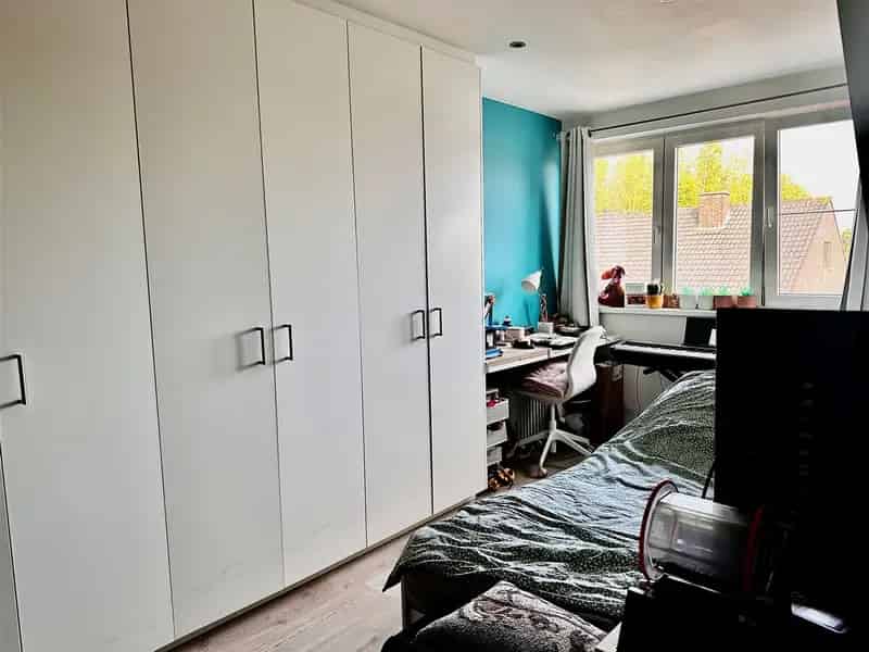 Bel etage woning te Eine