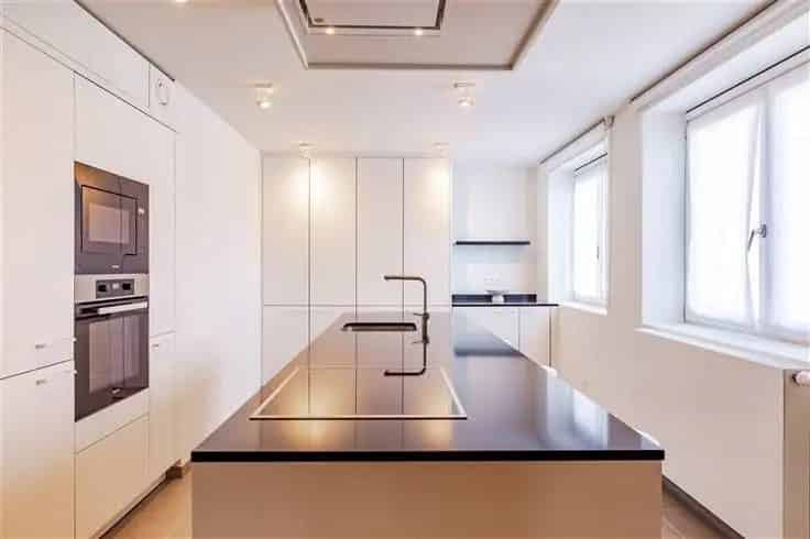 Duplex Penthouse Etterbeek Jubelpark 3 slaapkamers 198m²