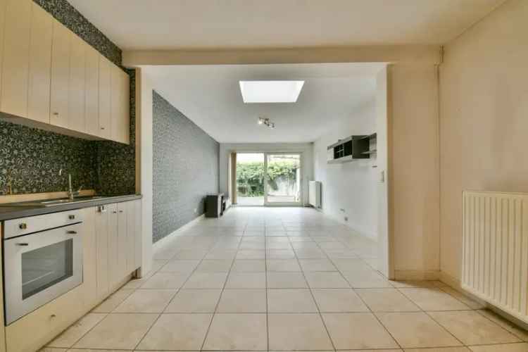 Rijwoning te koop Roeselare Centrum