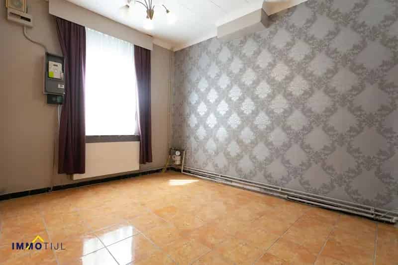 Ruime woonst, 3 kamers te Baasrode!