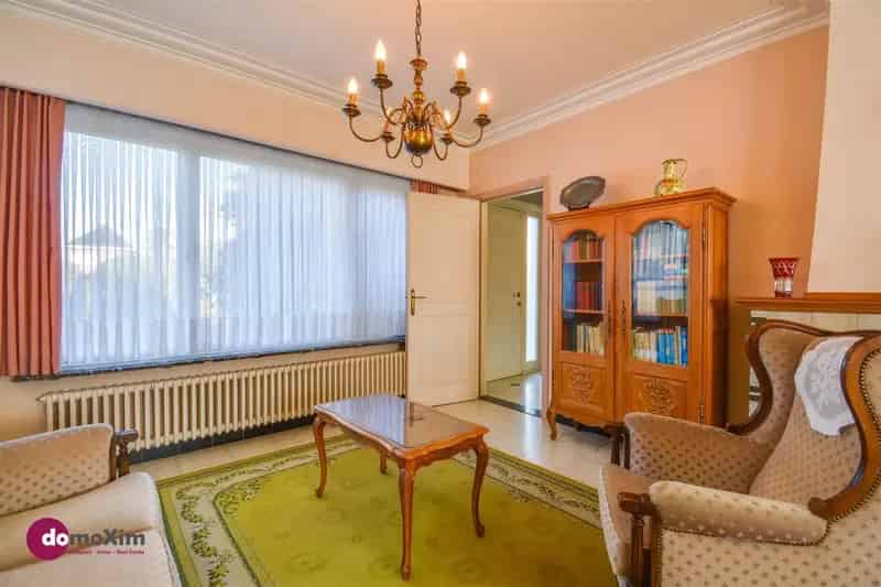 Centraal Gelegen Woning 3 Slaapkamers Hever