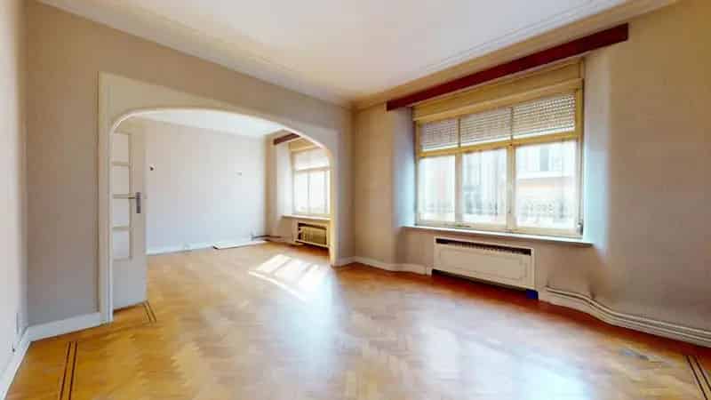 Appartement te Etterbeek 2 slaapkamers 110m²