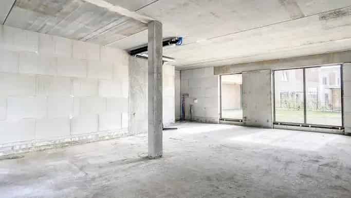 Handelspand te Huur Suikerplein 6 Veurne 97m²