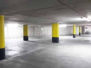Parking te Huur Sint-Jans-Molenbeek Nabij Sportcomplex Sippelberg