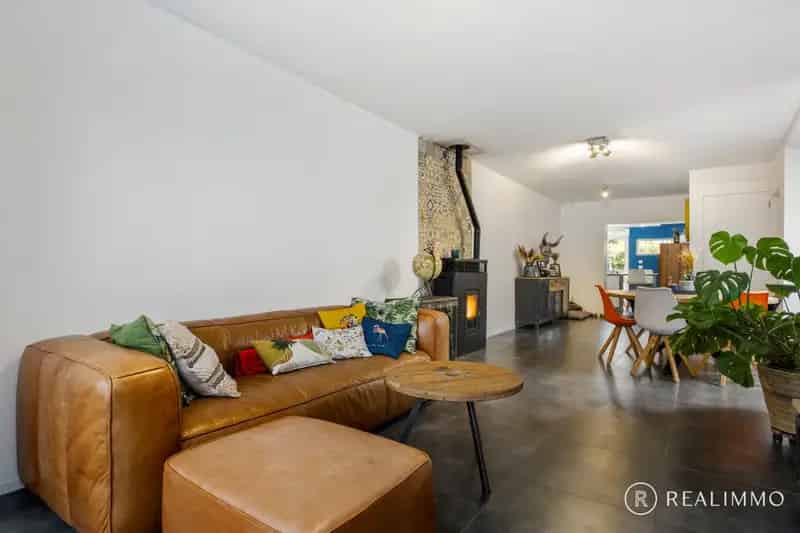 Gerenoveerde Woning Ruime Tuin