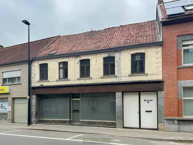 Renovatieproject Eine: Ruime woning met werkatelier en veel potentieel