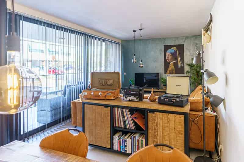 Appartement te huur 102m² 2 slaapkamers  Nabij winkels
