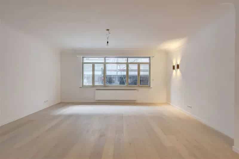 Gerenoveerd Appartement te Huur Antwerpen
