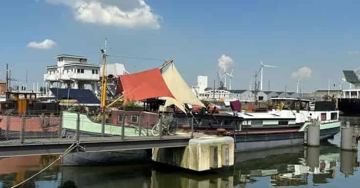 Woonboot te Koop op Toplocatie