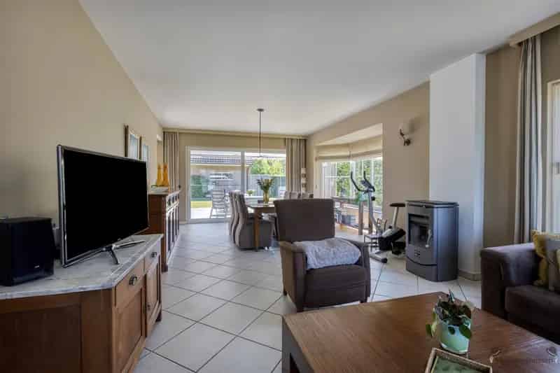 Huis te koop Retie: Grote woning met werkhuis 225m²