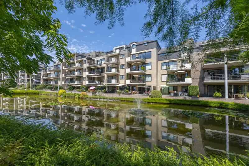 Appartement 194m2 te koop  4 slaapkamers  2 badkamers  Garage