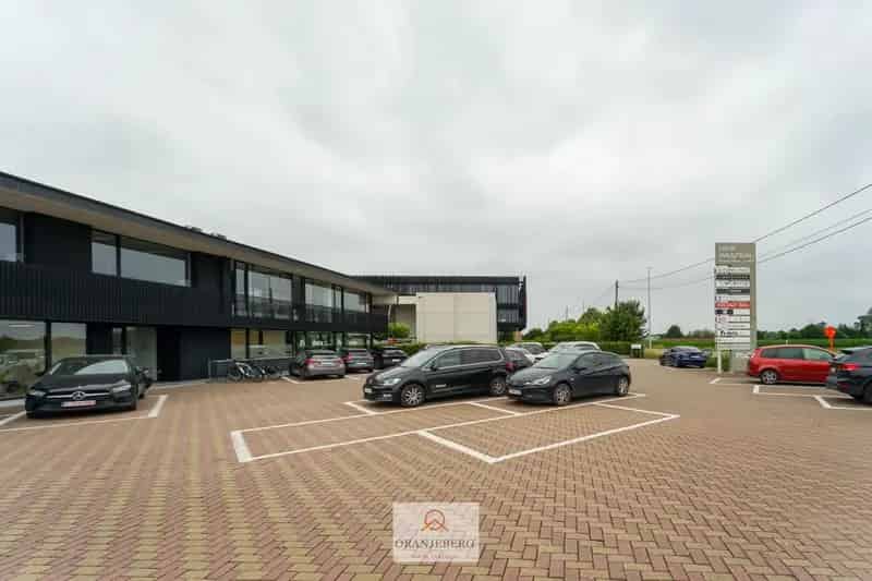 Moderne Kantoorruimte 100m² Nazareth N60