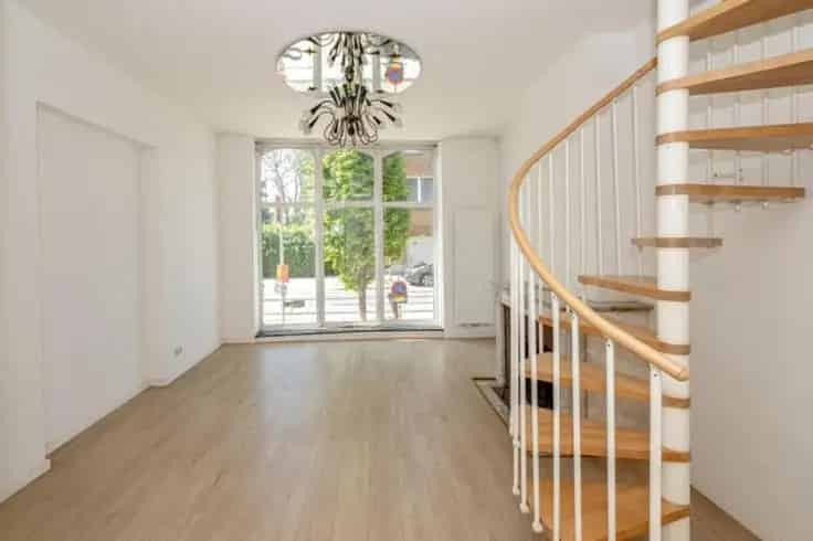 Te Koop Ukkel Vorst: Lichtrijke Tweegevelwoning 3 slaapkamers