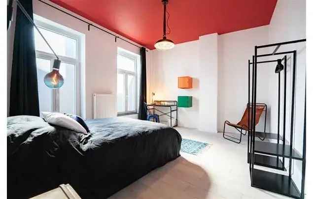 Huur 8 slaapkamer appartement van 252 m² in Liège