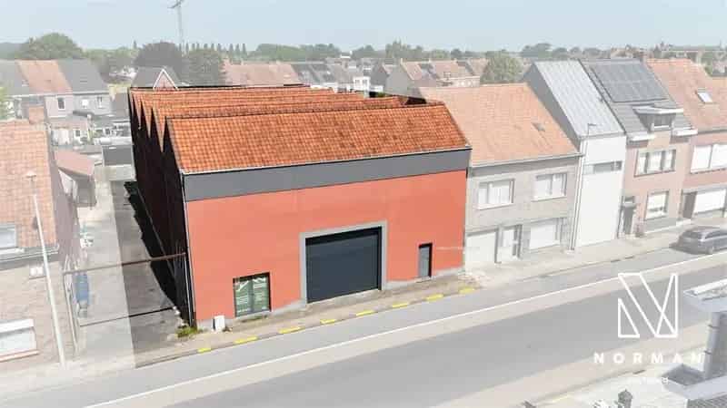Magazijn te koop Kuurne 375m²