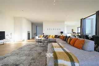 Penthouse te huur Aalter 275m² 3 slaapkamers 2 badkamers