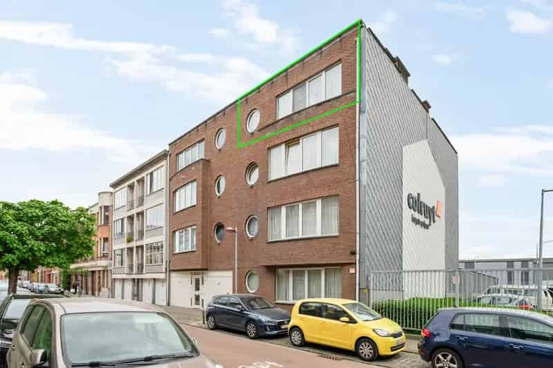 Ruim Appartement Merksem 2 Slaapkamers Autostaanplaats
