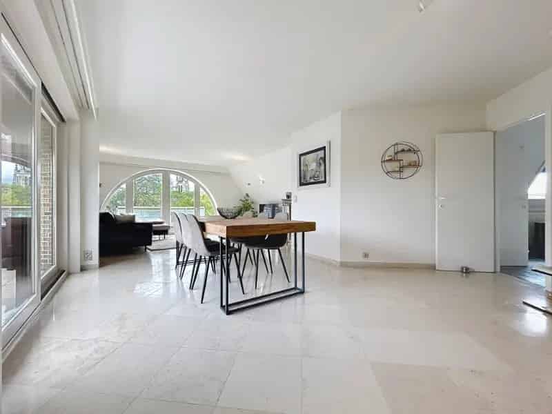 Appartement te koop 2 slaapkamers terras garage Houtmarkt