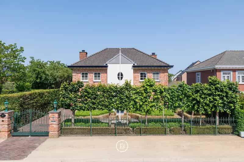 Klassieke Villa te Koop Noord Limburg 246m2