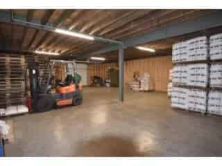 Handelspand te Huur Sint Niklaas Magazijn Kantoor 250m2