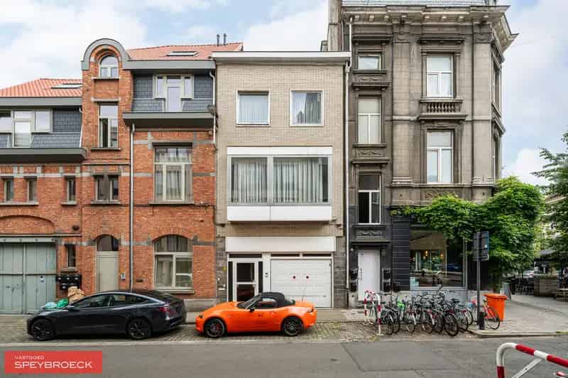 Huis te koop Gent: 4 slaapkamers, garage, terras