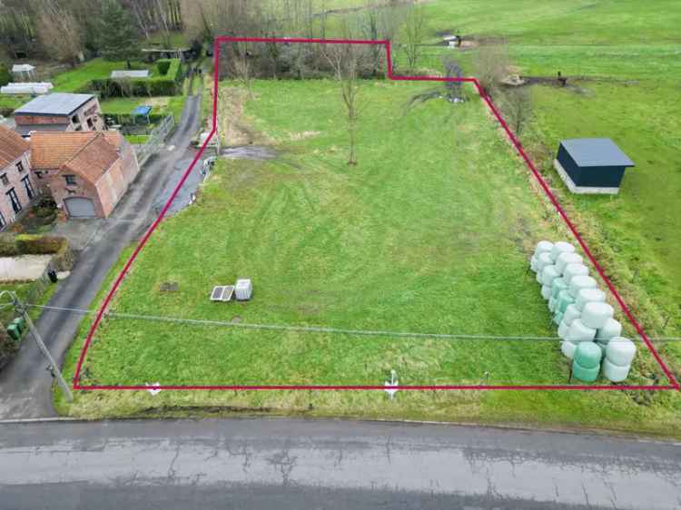 Grond te koop landbouwgrond te Wieze met totale oppervlakte van 3650 m²