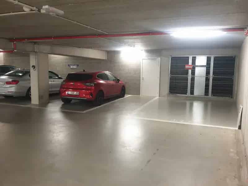 Garage Gent-Centrum te Huur - Beveiligd - Nabij Openbaar Vervoer