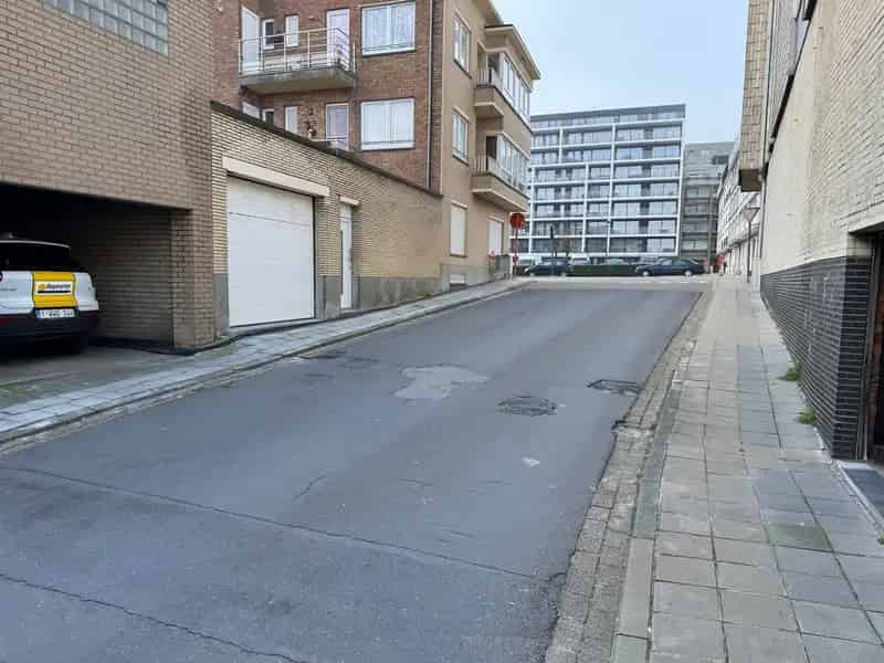 Garage te Koop