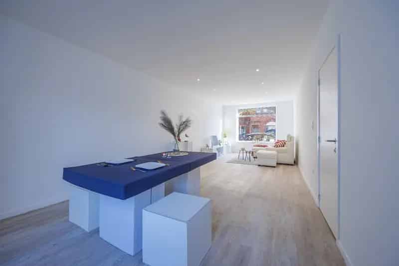 Ruim Vakantiehuis 6 slaapkamers 2 badkamers 2 garages