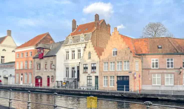Huis Te Koop Brugge Sint Annarei: Authentiek Herenhuis