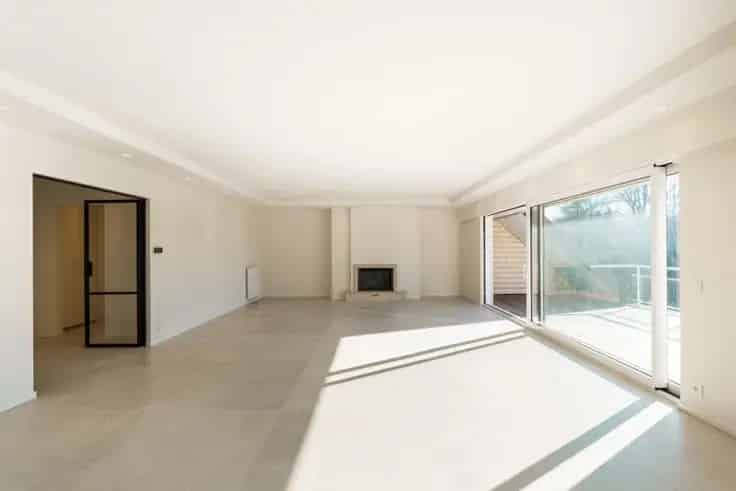 Penthouse Te Koop Ukkel 4 slaapkamers 4 badkamers Terrassen Parking