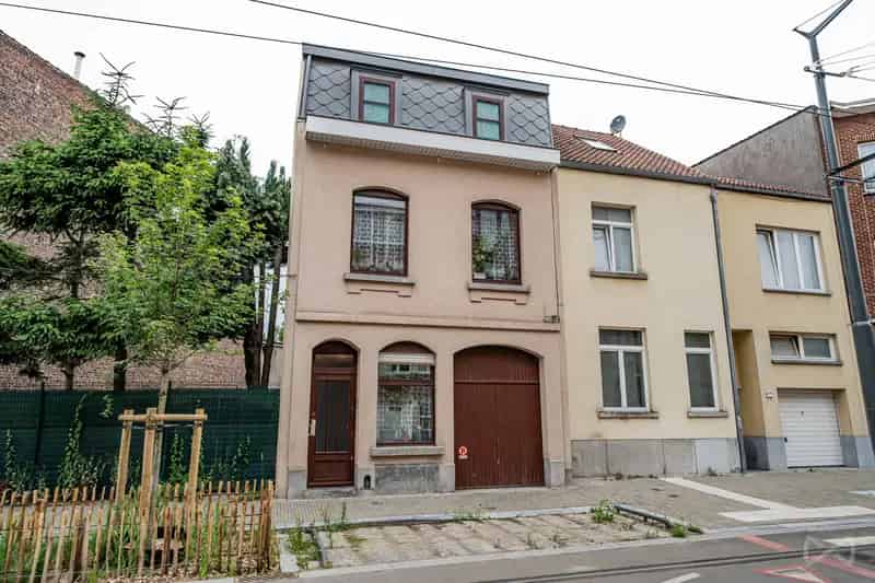 Huis te huur 3 slaapkamers tuin garage Brussel