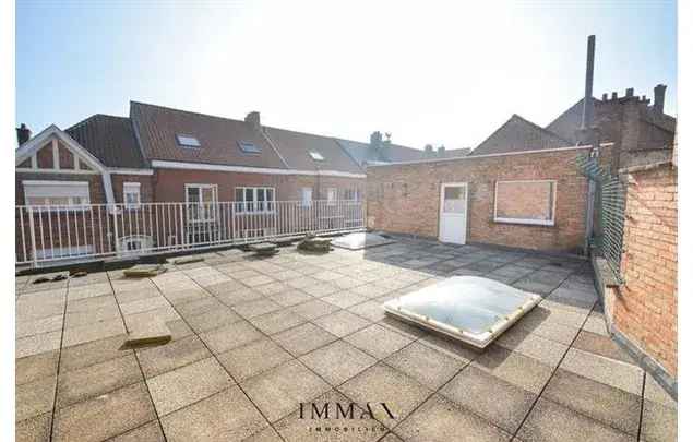 Huur 3 Slaapkamer Appartement 140m2 Assebroek