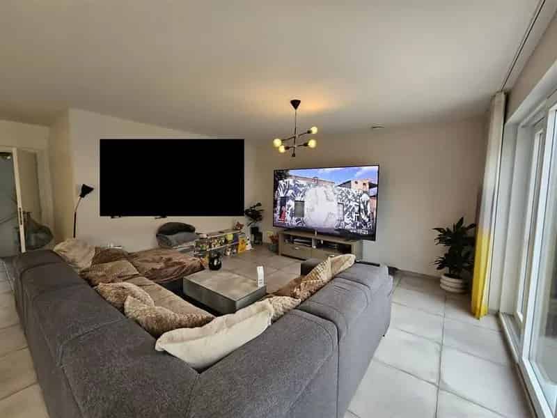 Moderne Gezinswoning Rustige Wijk 3 slaapkamers Garage