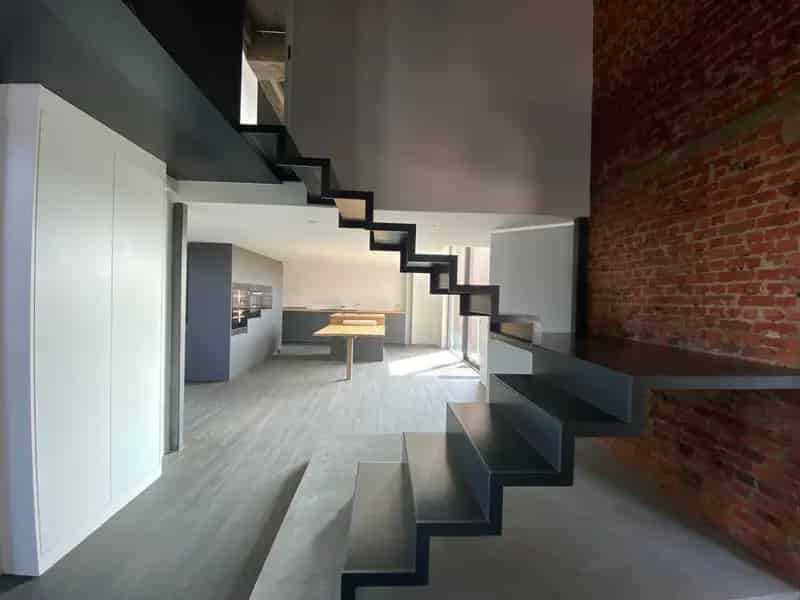 Duplex Loft te Leuven 240m2 1 Slaapkamer Parking