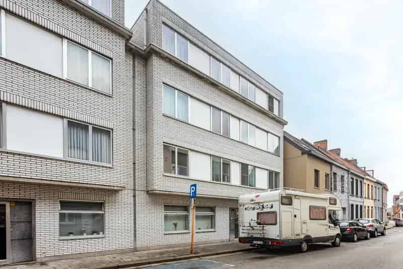 Appartement te koop 2 slaapkamers met garage