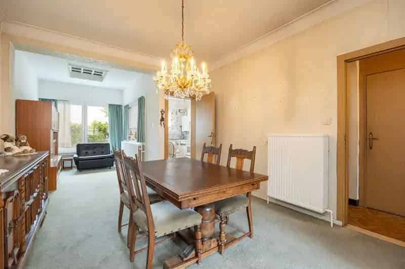 Toffe woning met garage en gezellige tuin