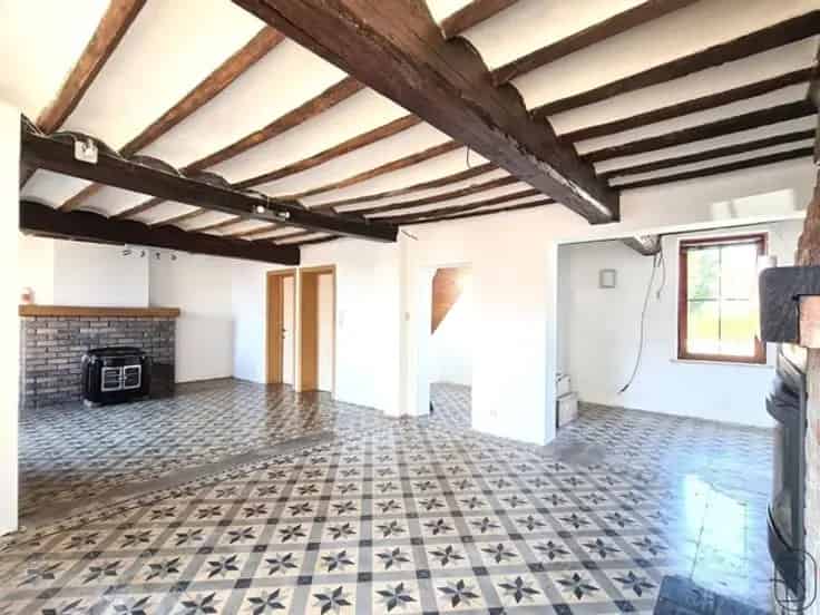 Huis Te Koop: 2 Slaapkamers, Terras, Nieuw Dak
