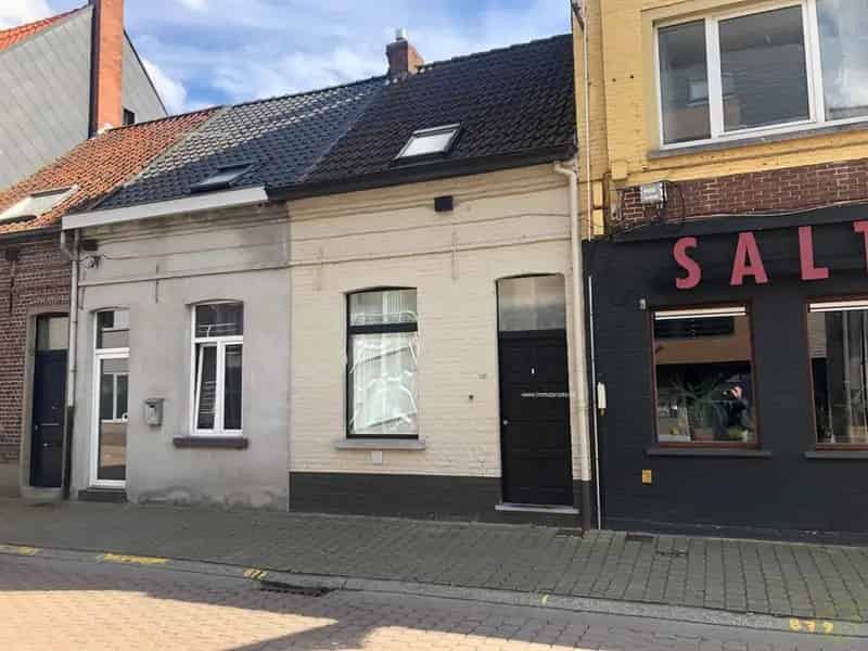 Huis te koop Eeklo: 2 slaapkamers, stadstuin