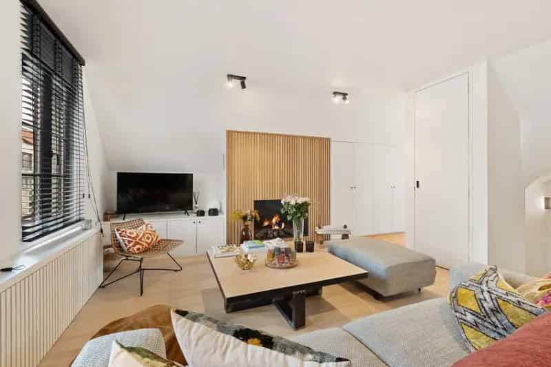 Hedendaagse gerenoveerde woning te Knokke