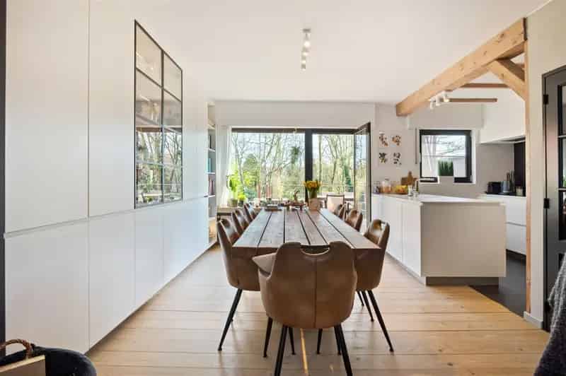 Huis te koop: Gezellige Bel-Etage met 4 slaapkamers en Terras
