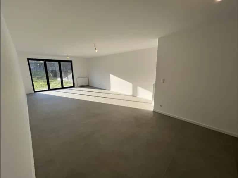 Appartement te koop Orp 113m² gerenoveerd 2 slaapkamers privétuin