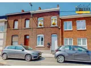 Huis te koop te Bois d'Haine - 2 slaapkamers - Tuin - Te renoveren