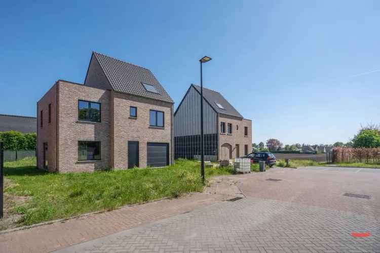 Nieuwbouwhuis Casco Te Koop Aan Bosrand 3 Slaapkamers