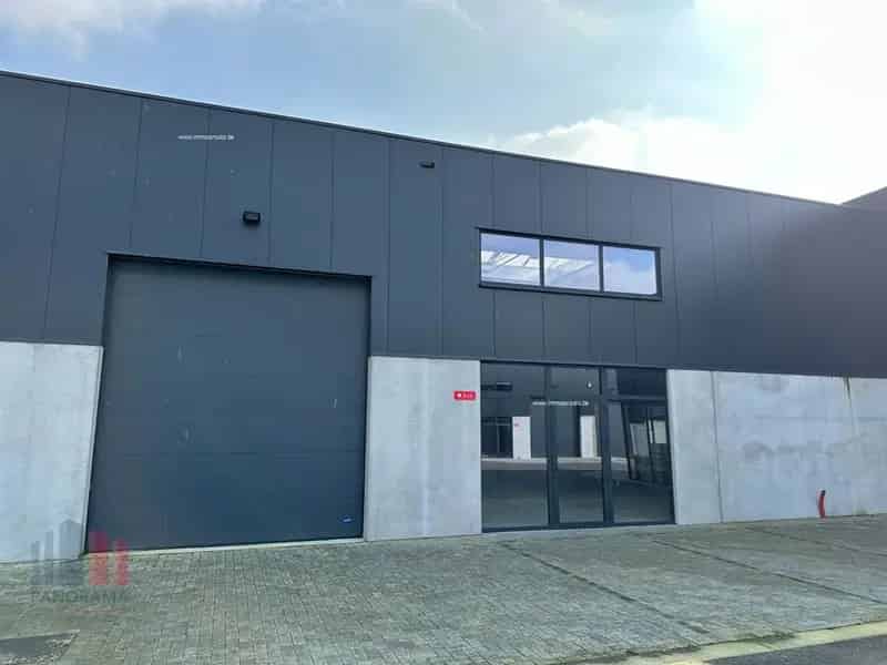 Nieuwbouw KMO Unit te Zwevegem 197m²